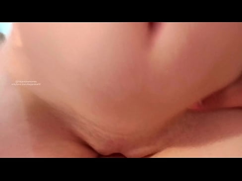 ❤️ Opamning xonasida uxlab yotib, men shunday uyg'ondim ❌ Super pornoda bizda ❌❤